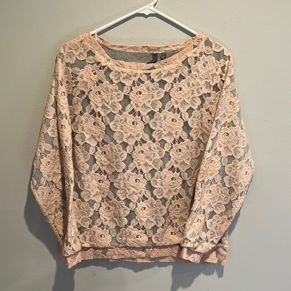 Tops - PINK lace casual top